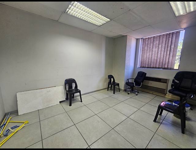 625M² WAREHOUSE TO LET IN ISANDO